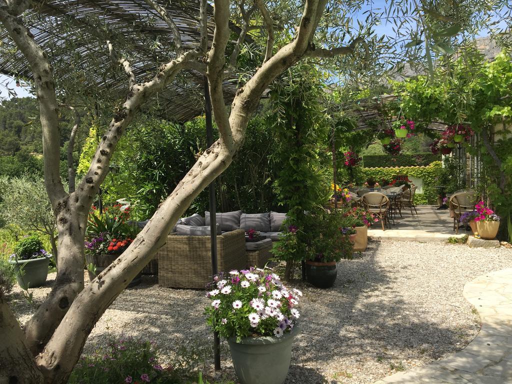 Bed and Breakfast Le Grand Jardin Lafare Exterior foto