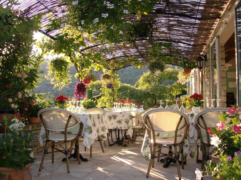 Bed and Breakfast Le Grand Jardin Lafare Exterior foto