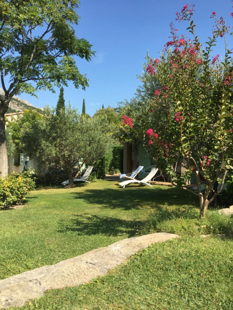 Bed and Breakfast Le Grand Jardin Lafare Exterior foto