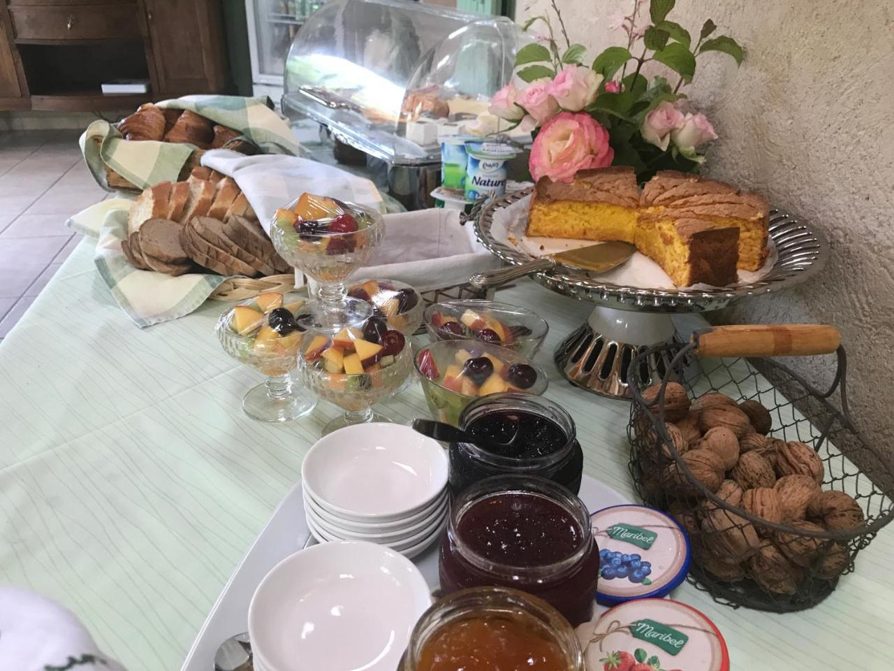 Bed and Breakfast Le Grand Jardin Lafare Exterior foto